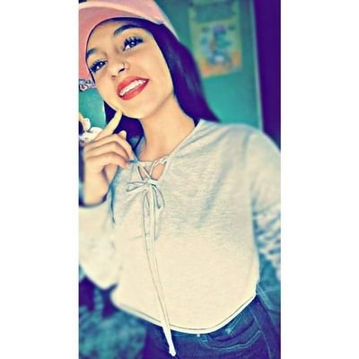 Profile Picture of  🌈M O N A 🌈. (@YuriJimenez_06) on Twitter
