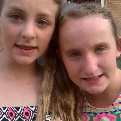 Profile Picture of Nicola Sharpe (@nicola_sharpe_) on Twitter