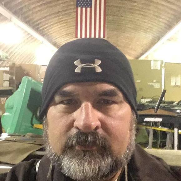 Profile Picture of Chad Kreisler (@krei0885) on Poshmark