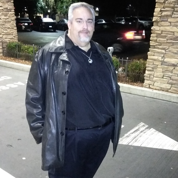 Profile Picture of Jason Gentry (@izzame) on Poshmark