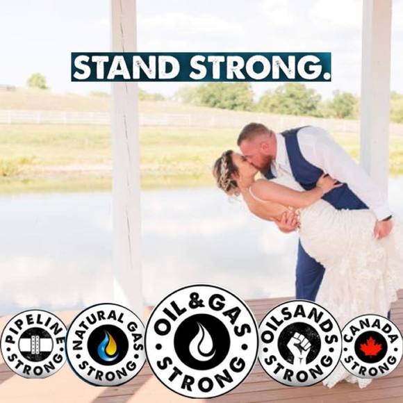 Profile Picture of Kelliy Stoken (@kelliy0880) on Poshmark