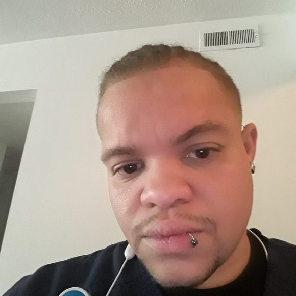 Profile Picture of Tyshaun Craig (@candicecraig64) on Poshmark