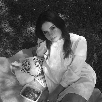 Profile Picture of Lisa Faure (@lisafaaure) on Twitter