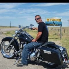 Profile Picture of Chris Windle (@ChrisWindle8) on Twitter