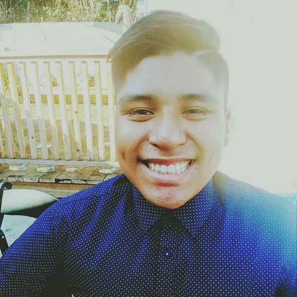 Profile Picture of Daniel Santamaria (@danielsan34) on Poshmark