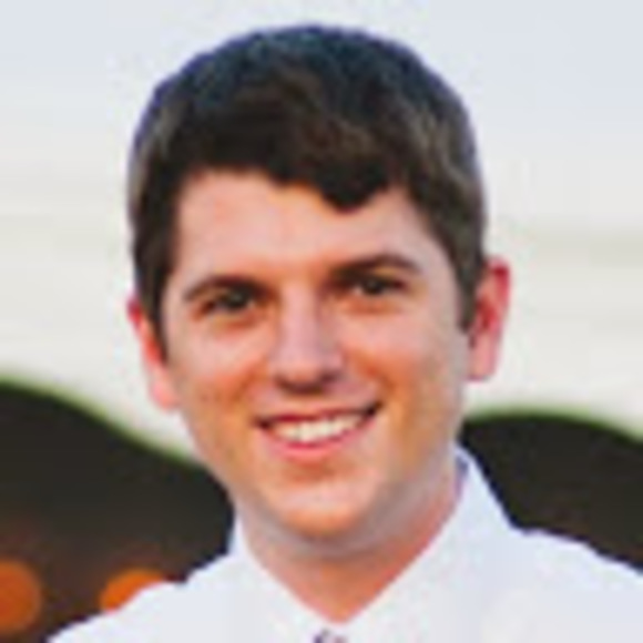 Profile Picture of Kris Brower (@kris_brower) on Poshmark