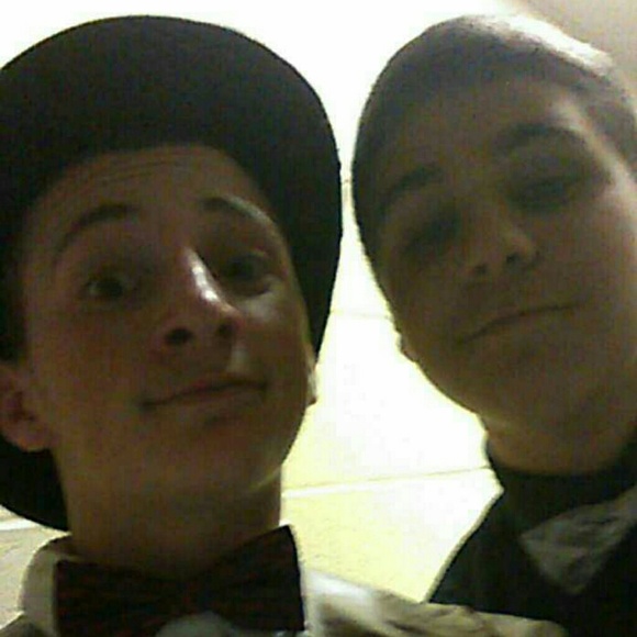 Drew Wise - Poshmark Profile Picture of Drew Wise (@dreweazy1418) on Poshmark