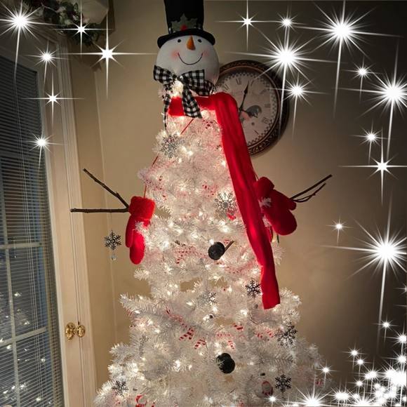 Profile Picture of Gladys Rasnick (@gladysrasnick) on Poshmark