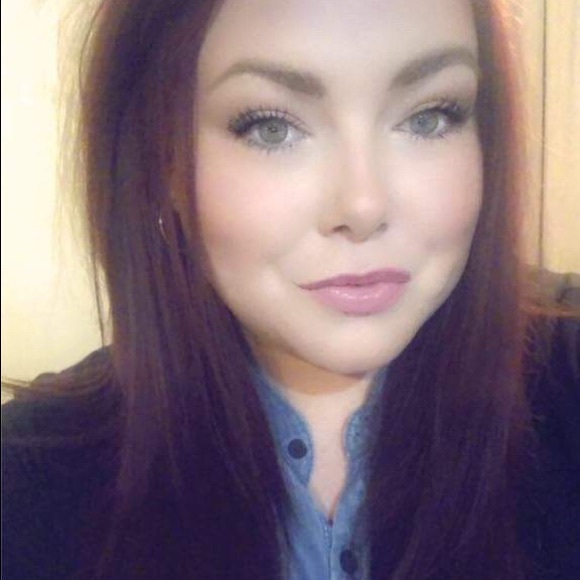 Profile Picture of Kristy Maslen (@kmaslen90) on Poshmark