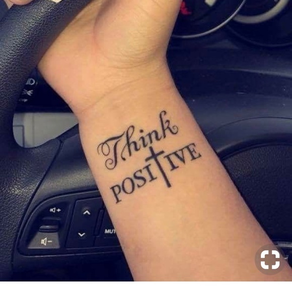 Lisette Rosa - Poshmark Profile Picture of Lisette Rosa (@lrosa22315) on Poshmark