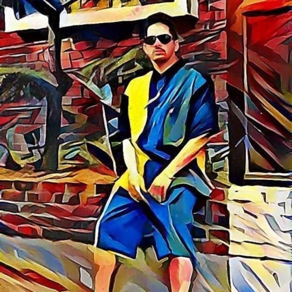 Profile Picture of Luis Whetstine (@lfw1970) on Poshmark