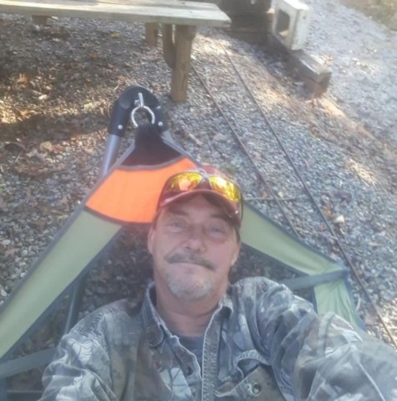 Profile Picture of Victor Morgan (@mjeff4016) on Poshmark