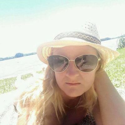 Profile Picture of Veronica (@ArruizVeronica) on Twitter