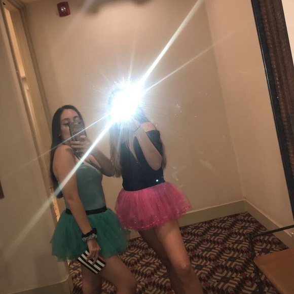 Profile Picture of Bella Musfeldt (@bellamusfeldt) on Poshmark