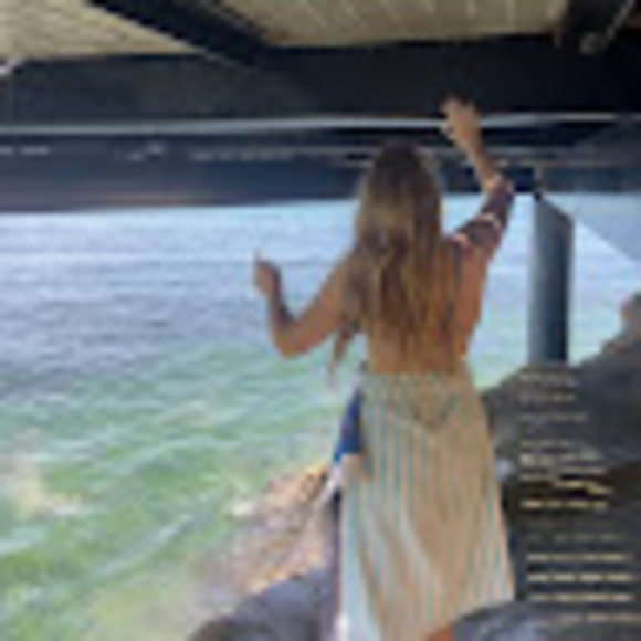 Summer Dreves - Poshmark Profile Picture of Summer Dreves (@summerdreves) on Poshmark