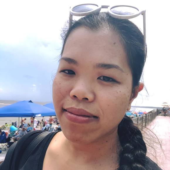 Profile Picture of Sihui Liang (@sihuiliang) on Poshmark