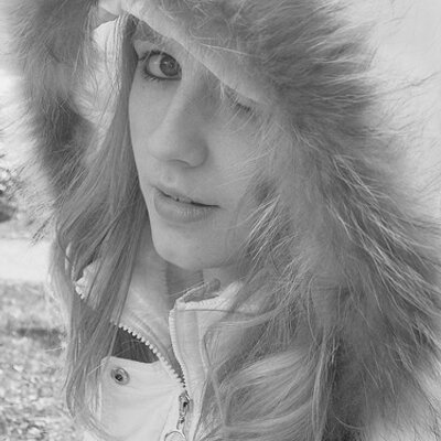 Profile Picture of Eileen Keller Moore (@eileenwithit) on Twitter