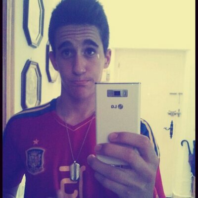 Profile Picture of Nachito. (@IIbarbe) on Twitter