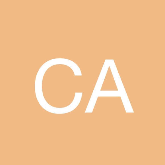 Profile Picture of Courtney Appleton (@2015appleton) on Poshmark