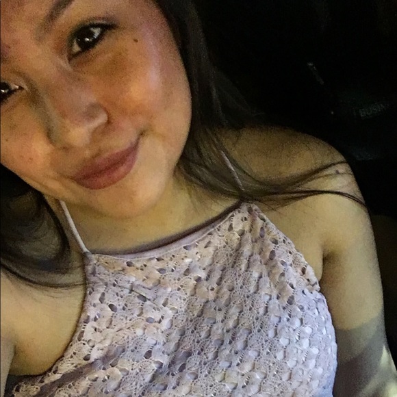 Profile Picture of Noemi Penaloza (@noemipenaloza) on Poshmark