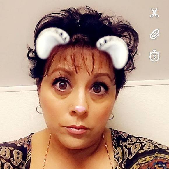 Profile Picture of Dawn Carter (@dmariecrtr123) on Poshmark