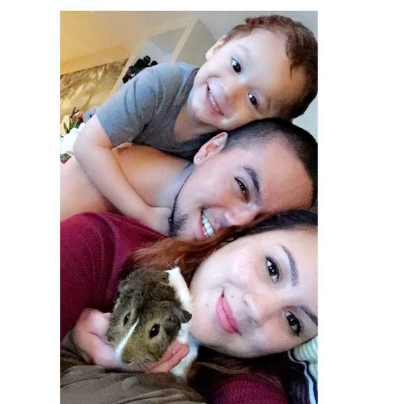 Profile Picture of Alexa Fernandez (@lexxamunoz) on Poshmark