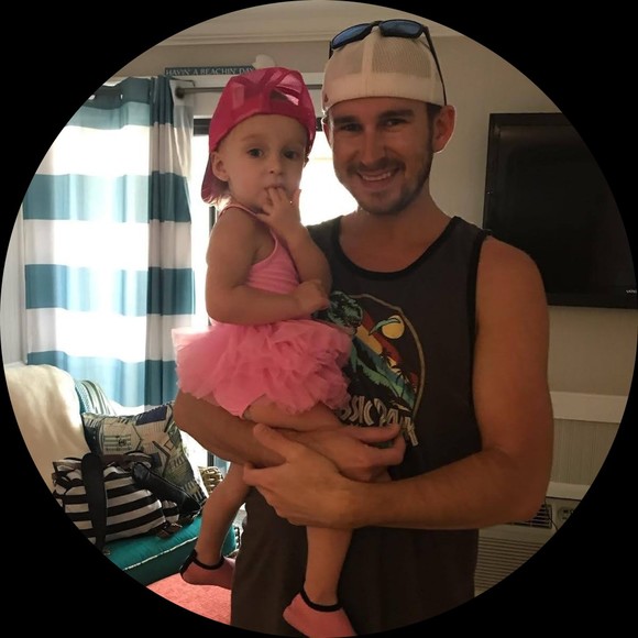 Profile Picture of Corey Hinesley (@hinesleycl) on Poshmark
