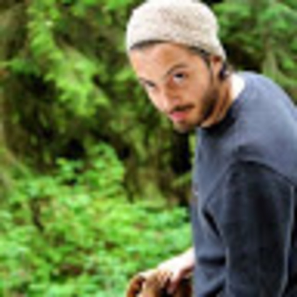 Profile Picture of Ali Barzegar (@alibarzegar1111) on Poshmark