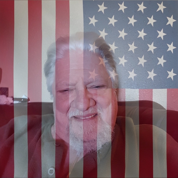 Profile Picture of Rick Benefield (@rickbenefield) on Poshmark