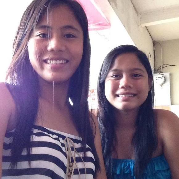 Profile Picture of Glezy Antolin (@glezyantolin) on Poshmark