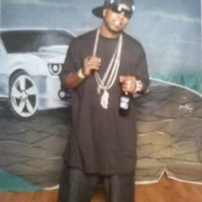 Profile Picture of Damien Knox (@mobtownswagg251) on Twitter