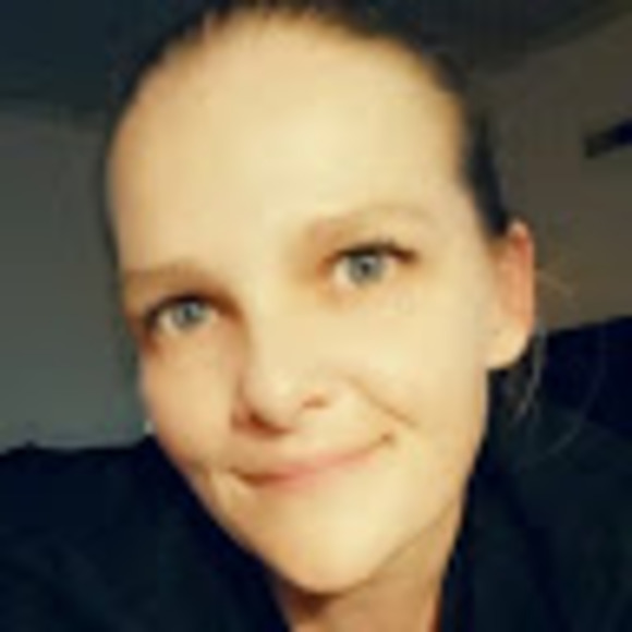 Profile Picture of Tara Wilken (@tarawilken97) on Poshmark