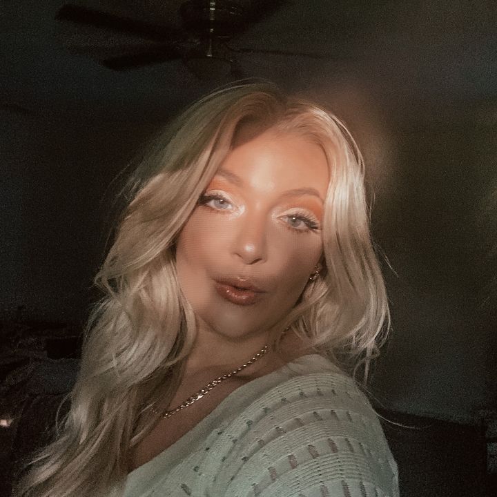 Profile Picture of   paigee ☆ (@paige.steller)... (@paige.steller) on Tiktok