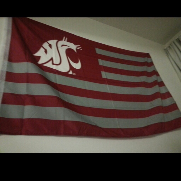 Profile Picture of Levi Weber (@lwebs3) on Poshmark