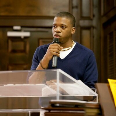 Profile Picture of Reginald Richardson (@ParallelPoet) on Twitter