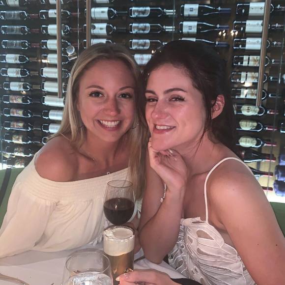 Profile Picture of Delaney Scott (@ddscott102) on Poshmark