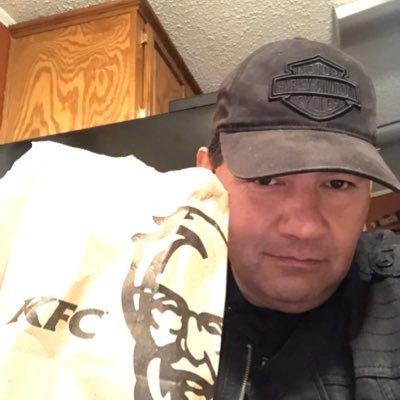 Profile Picture of Chris Jimenez (@ChrisJi63981105) on Twitter