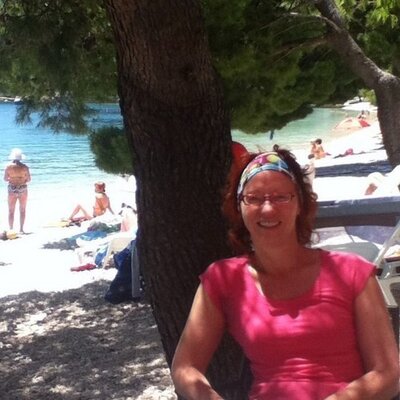 Profile Picture of Joanne Shute (@JoanneShute) on Twitter
