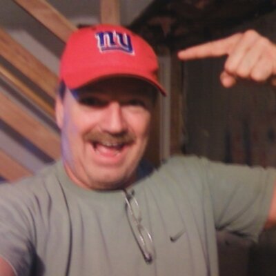 Profile Picture of Ralph Montgomery (@bigdaddylove57) on Twitter