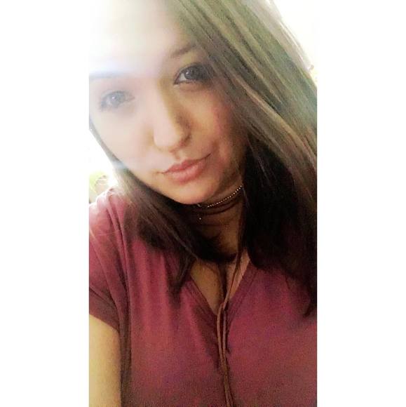 Profile Picture of Jessica Pishko (@jessicapishko) on Poshmark