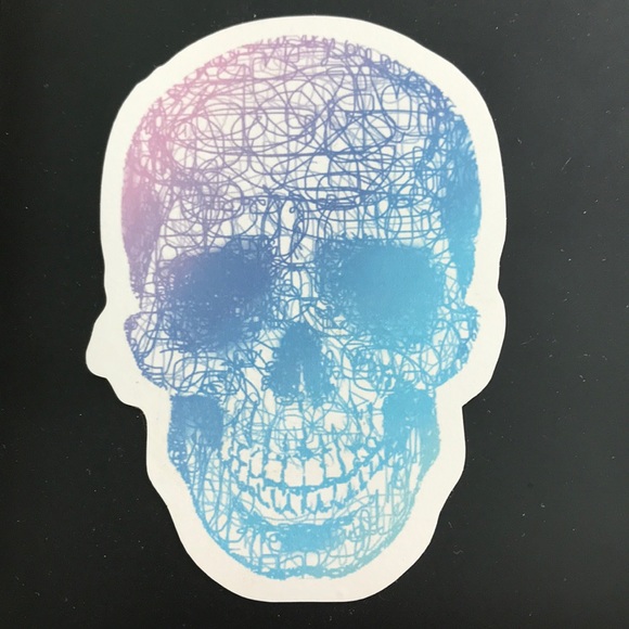 Profile Picture of Bianca Zarnighian (@bzarn0627) on Poshmark