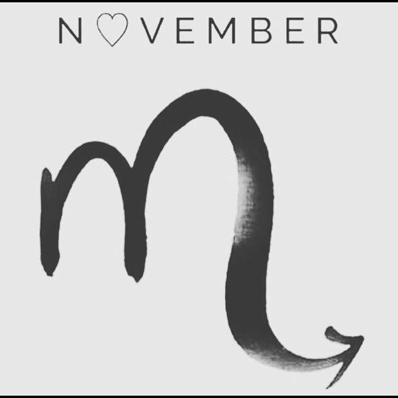 Profile Picture of Ashley Ventroy (@aventroy83) on Poshmark