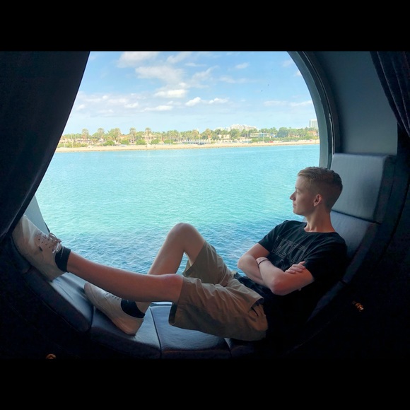 Profile Picture of Joshua Robinette (@joshuar01) on Poshmark