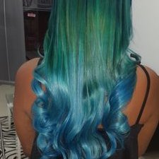 Profile Picture of Yesenia Vargas (@YeseniaEc) on Twitter