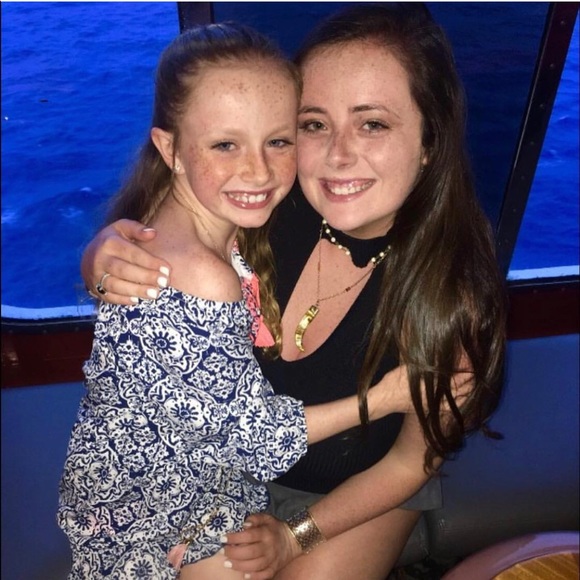 Profile Picture of Anna chase Allison (@annachase3) on Poshmark