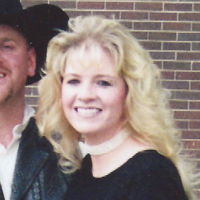 Profile Picture of Pam McLeod Davidson (@pamjanssen) on Twitter