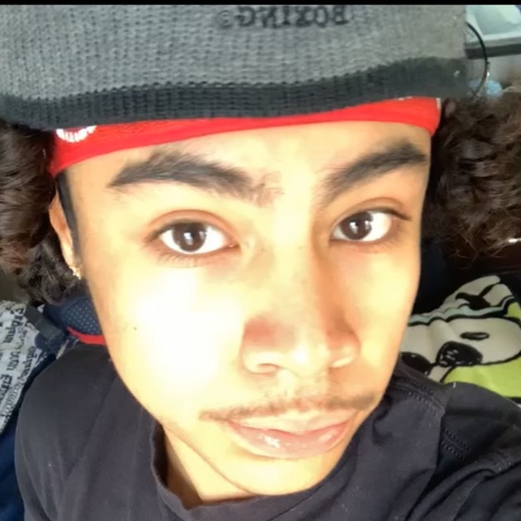 Profile Picture of Justin Malave (@justin_malave) on Poshmark