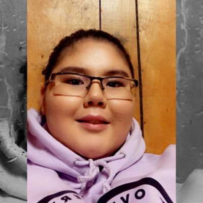 Profile Picture of Lily Anna Nayakik (@lilynayakik) on Twitter