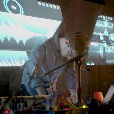 Profile Picture of Chris Carlson (@modulationindex) on Twitter