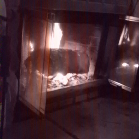 Profile Picture of Nancy Bellew (@amyward424) on Poshmark